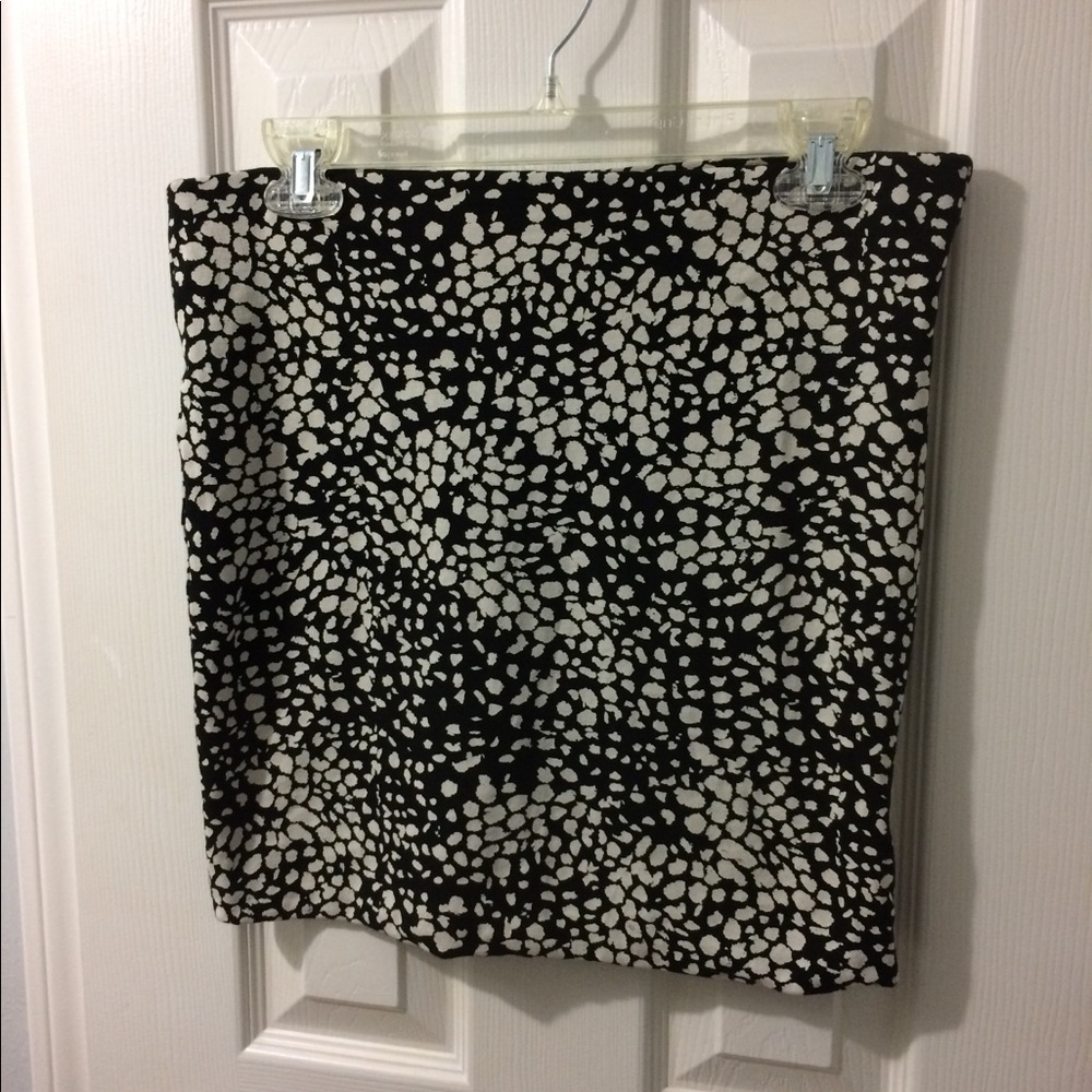 H&M Basic leopard print stretchy skirt